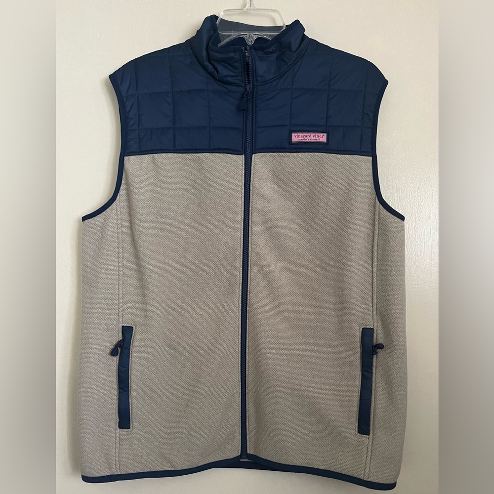LIKE NEW!VINEYARD VINES MENS LARGE FRONT ZIPPER 1/4 QUILTED NAVY BLUE/GREY VEST!